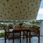 Aspasia Apartament *